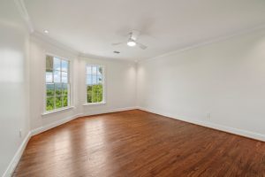 51-web-or-mls-Founders Dr-2105-051