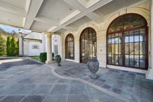 7-web-or-mls-Montagel Way-012
